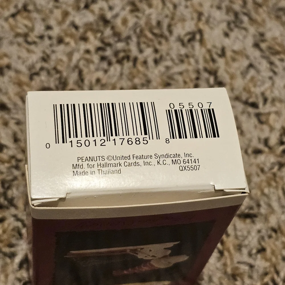 1996 Hallmark Keepsake Ornament – A Tree for Snoopy (Peanuts Collection)